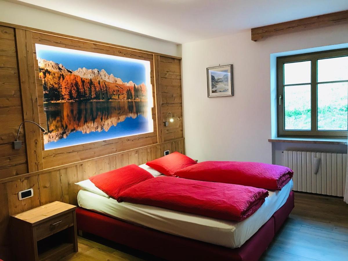 Rifugio Capanna Passo Valles ファルカーデ エクステリア 写真