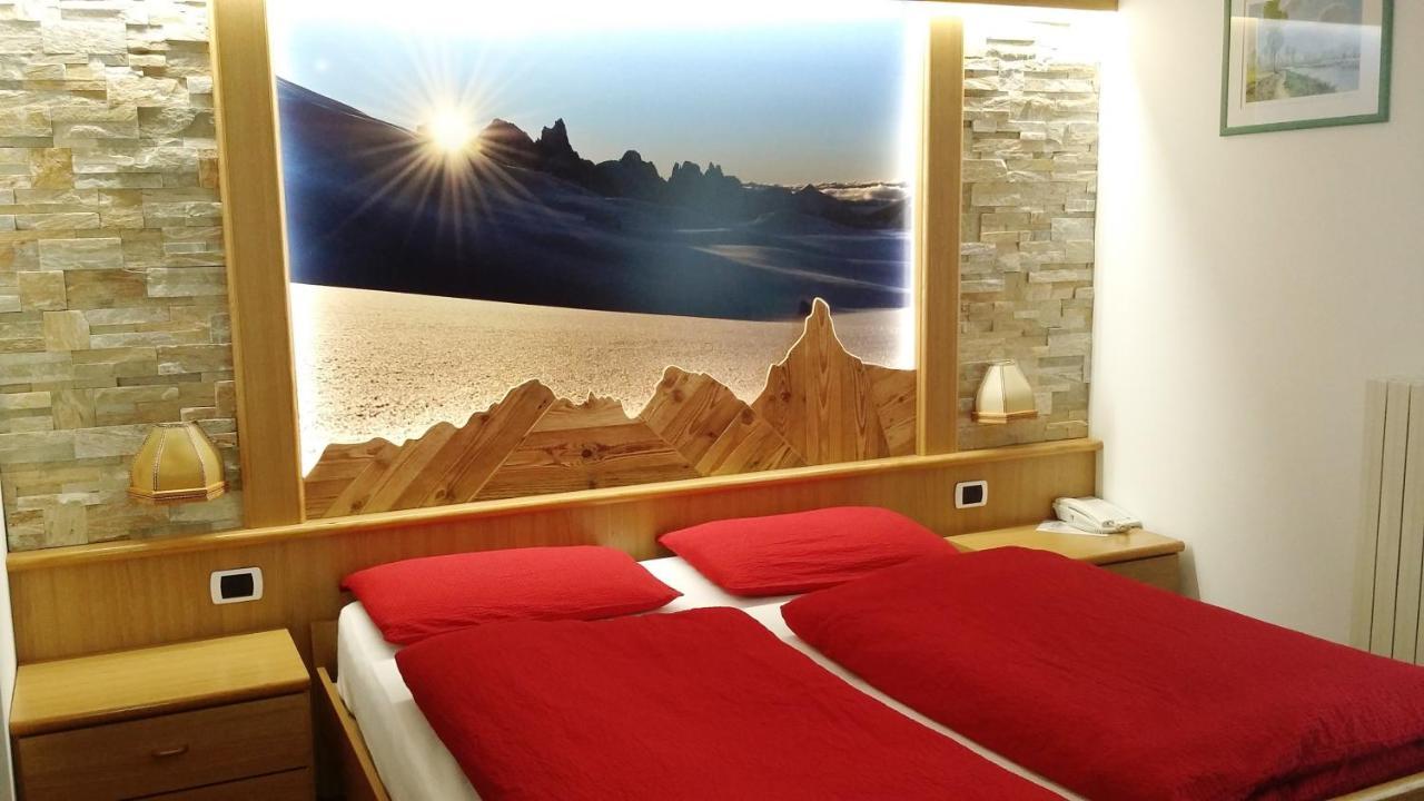 Rifugio Capanna Passo Valles ファルカーデ エクステリア 写真