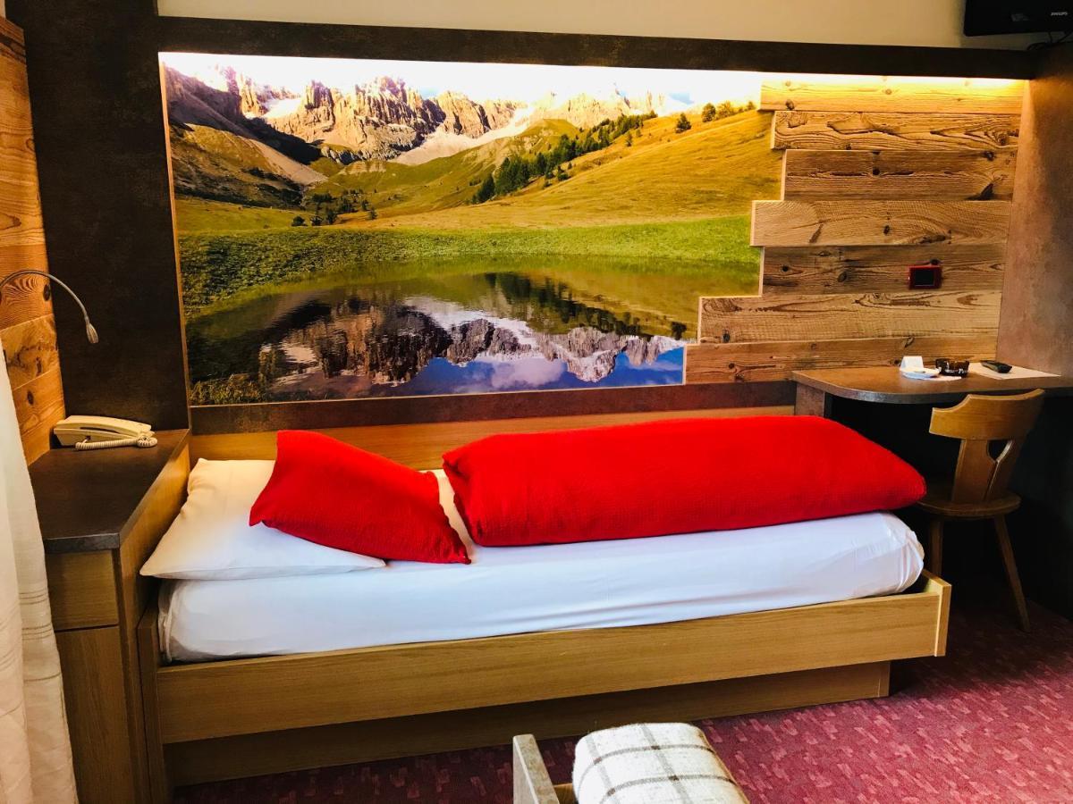 Rifugio Capanna Passo Valles ファルカーデ エクステリア 写真