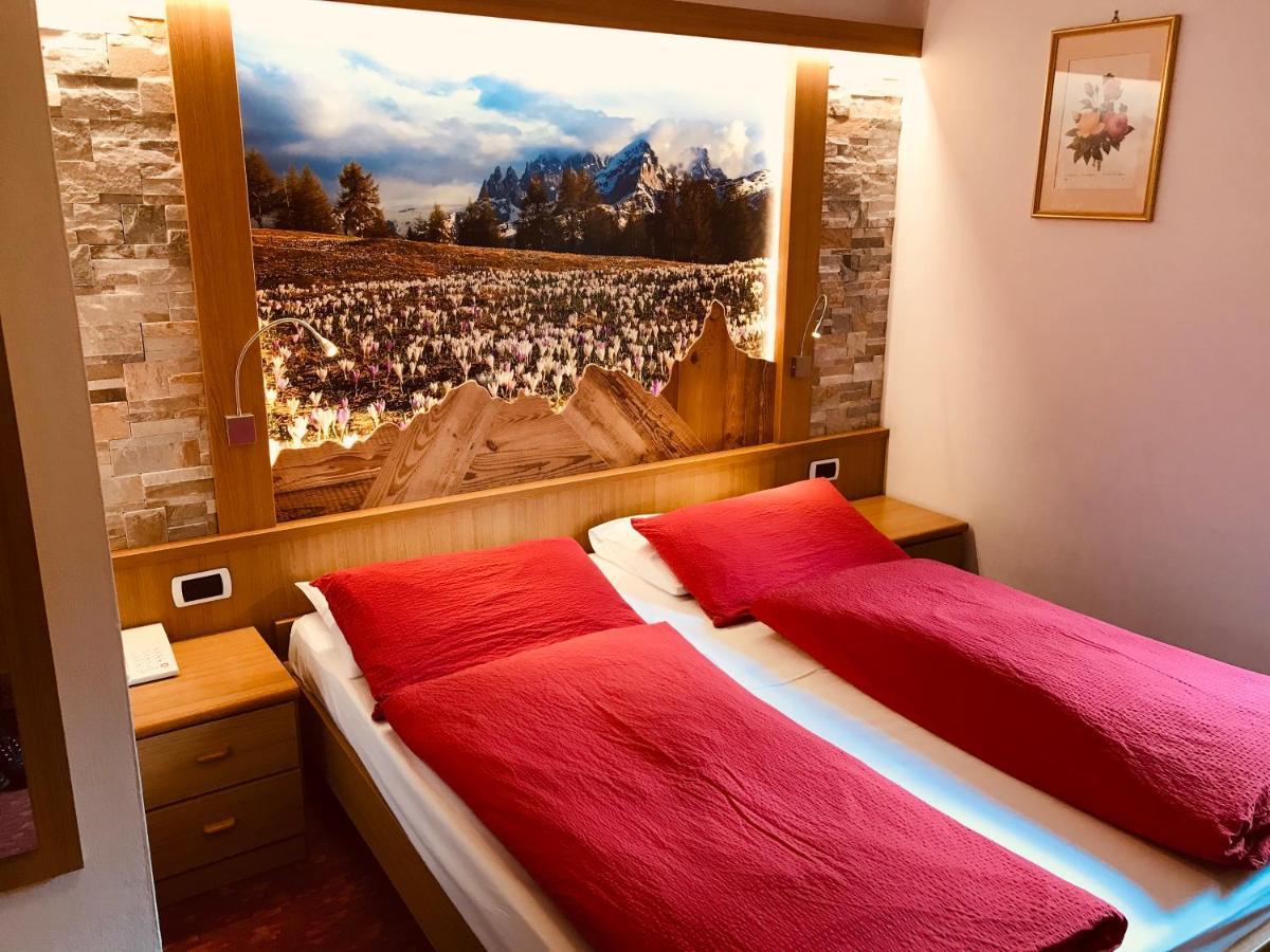 Rifugio Capanna Passo Valles ファルカーデ エクステリア 写真
