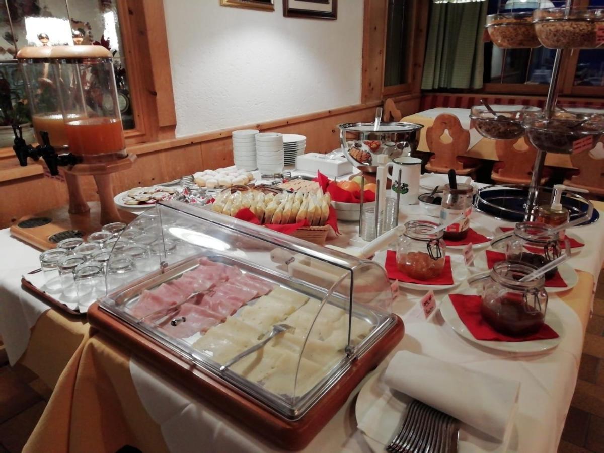 Rifugio Capanna Passo Valles ファルカーデ エクステリア 写真